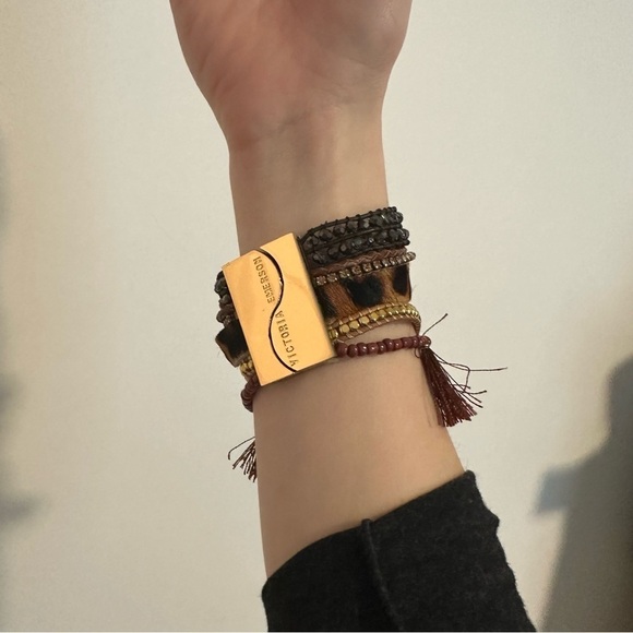 Victoria Emerson Leopard Print Cuff stacking Bracelet Gold Crystal Boho - Picture 4 of 8